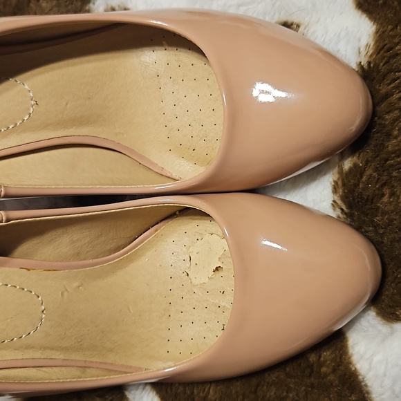 Mauve heels - Picture 5 of 6